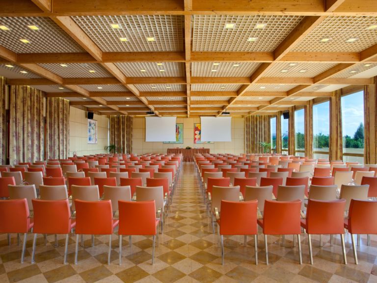 crowne-plaza-padova-2532937412-4x3